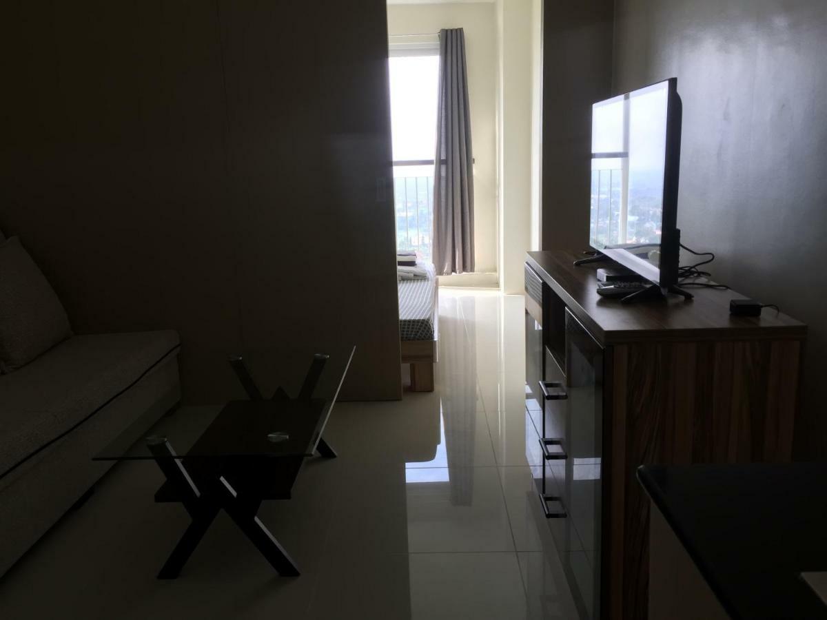 Wind Residences By Smco Tagaytay City Екстер'єр фото